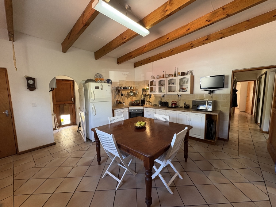 4 Bedroom Property for Sale in Pearl Bay Western Cape